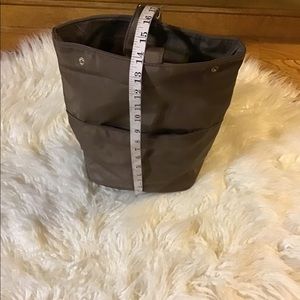 Women’s shoulder bag purse